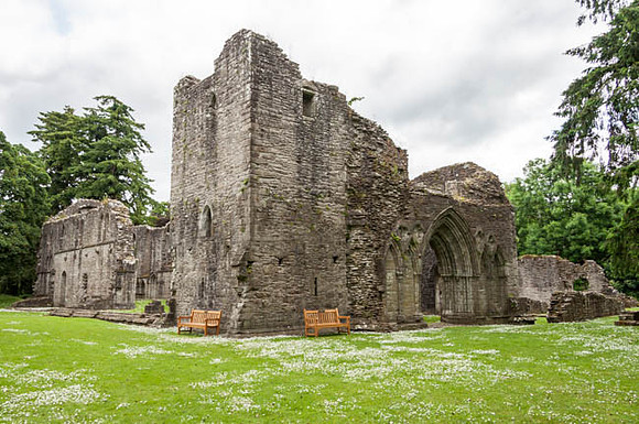 Inchmahome Priory